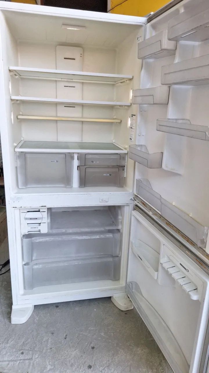 Geladeira Brastemp frost free 573 litros 127v  - Foto 2