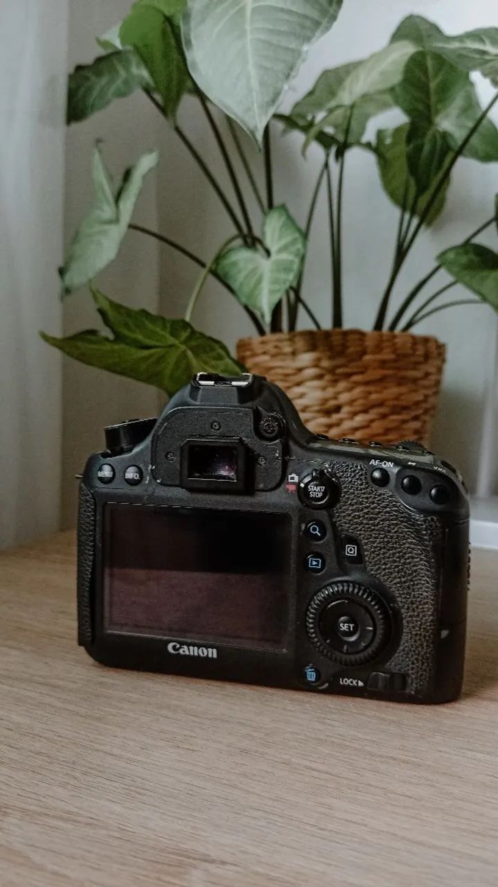 Câmera Canon 6D - Foto 4