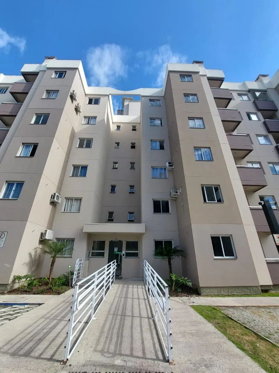 Apartamento - Aluguel - Vendaval / Biguaçu