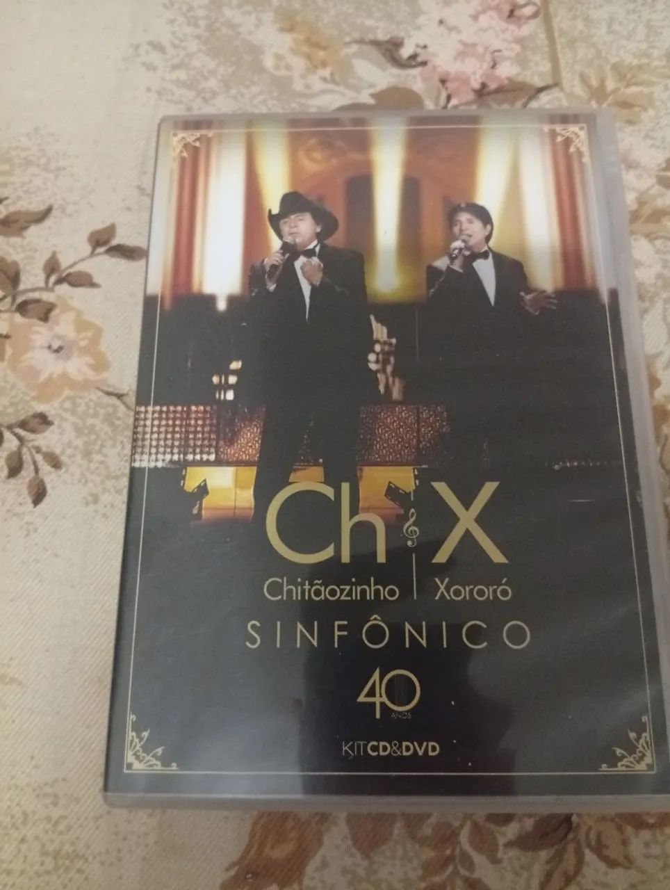 Kit CD + DVD Chitãozinho & Xororó Sinfônico 40 Anos (Original