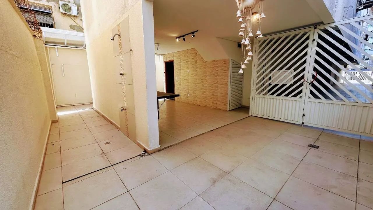 Sobrado Geminado 2 suites, 2 vagas - Foto 2