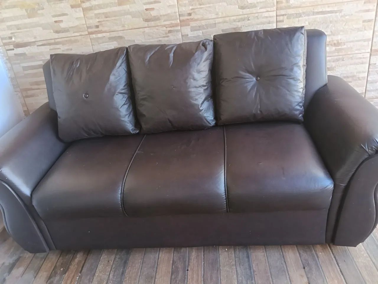 1 Sofá 3 lugares - Foto 3