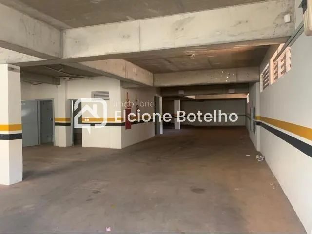 Sala Comercial de 45 m² para Aluguel no Bairro Brasil, Uberlândia - Foto 5