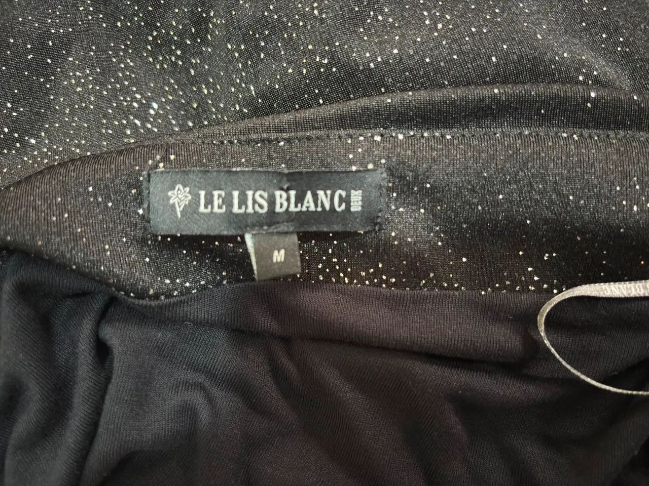 Saia Le Lis Blanc preta com brilho - Foto 3