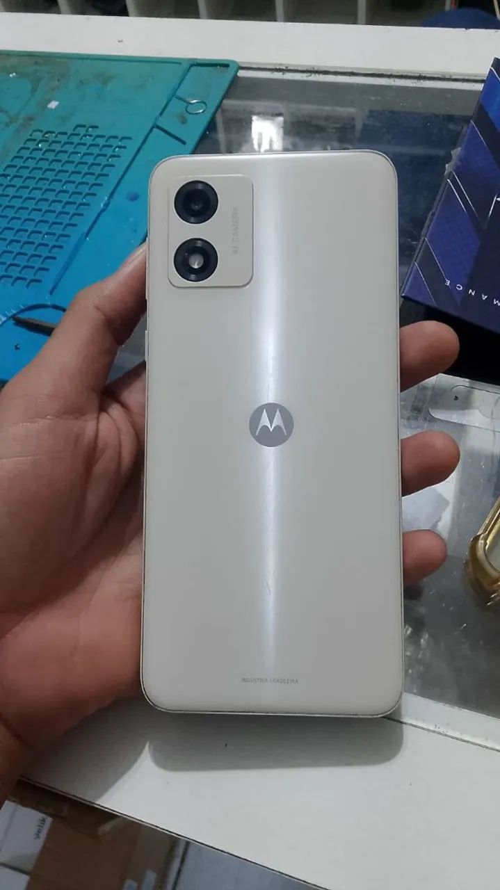 Moto e13