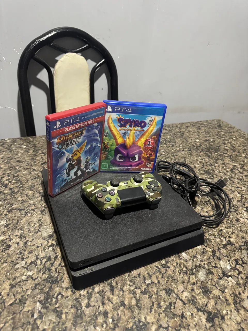PS4 slim 1Tera de memória