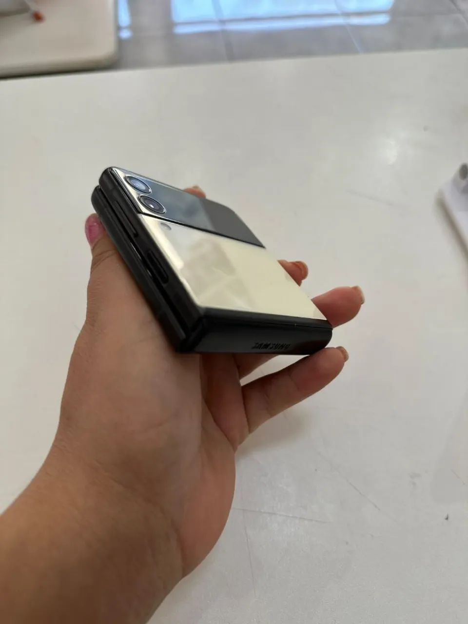 Samsung Galaxy Z Flip 3 5G  - Foto 3