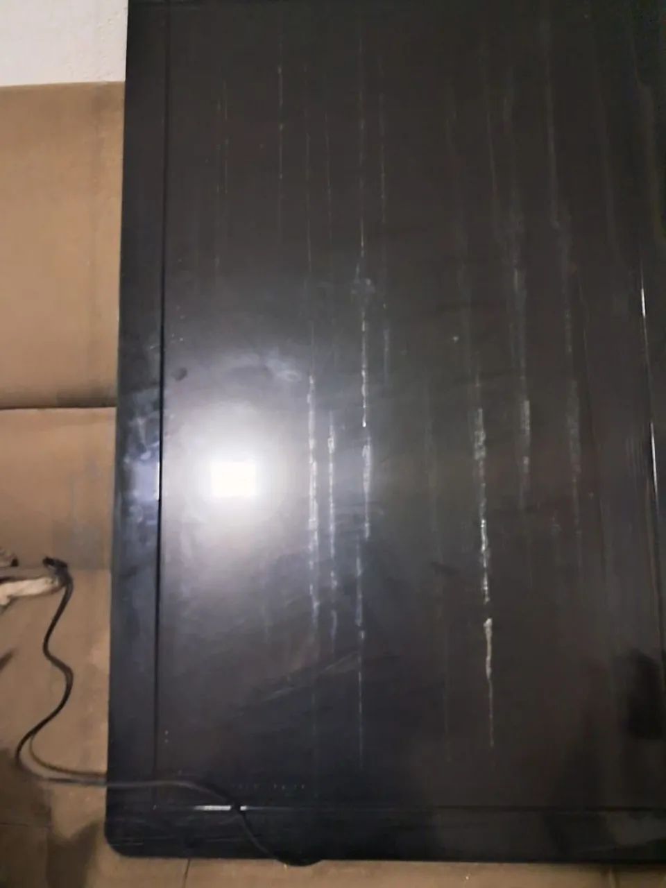 Vendo tv 50 polegadas com pequeno defeito na tela mais funciona normalmente ..9 - Foto 3
