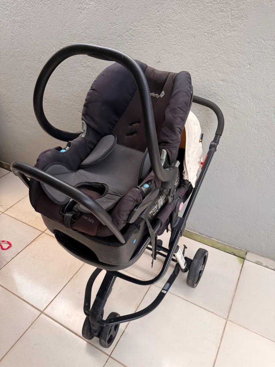 Carrinho bebê com bebê conforto e moisés  - Foto 3