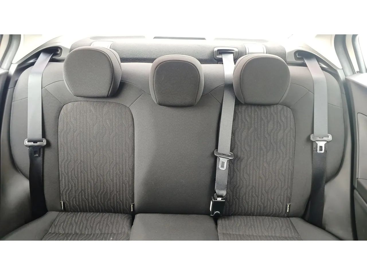 Fiat Cronos DRIVE 1.3 8V Flex, foto 13 de 16