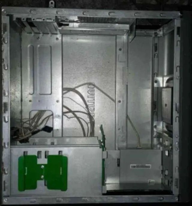 Cpu vazia gabinete de pc com gravador de dvd - Foto 4