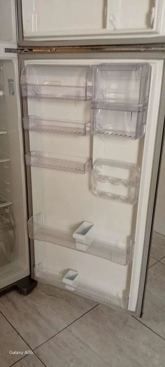 Geladeira Eletrolux  - Foto 4