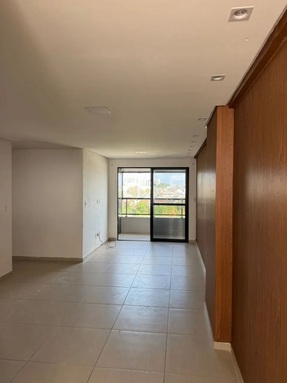 Amplo apartamento, no bairro do Farol, com 3 quartos - Foto 4