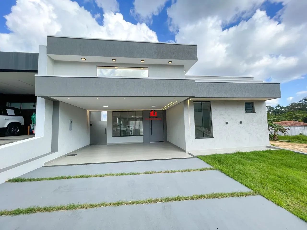 Passaredo com 180m² 3 suítes Espaço Gourmet em Ponta Negra - Manaus - AM