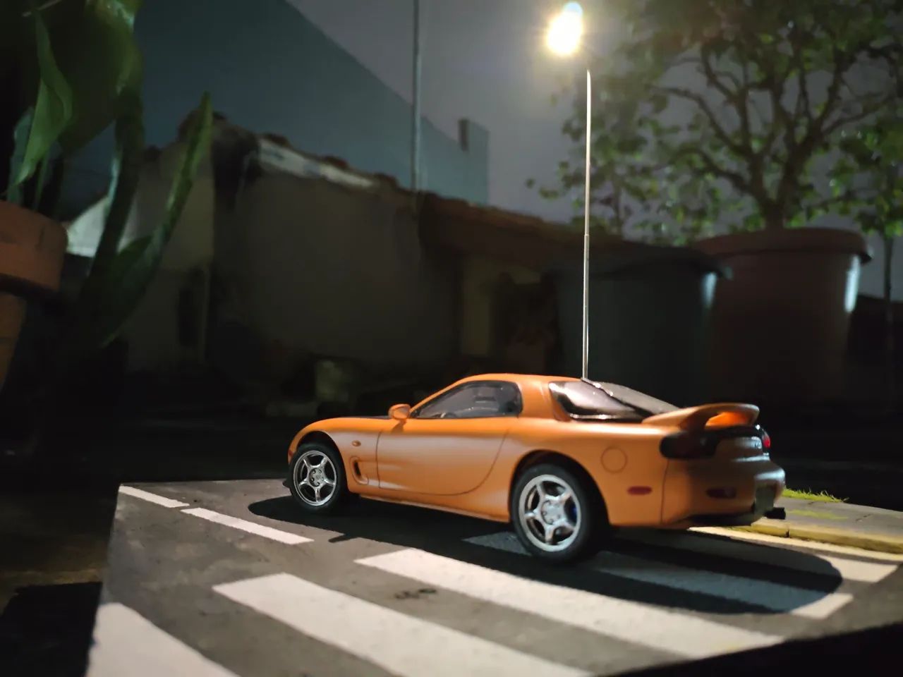 Diorama kit tamiya Mazda RX7. Escala 1/24 - Foto 3