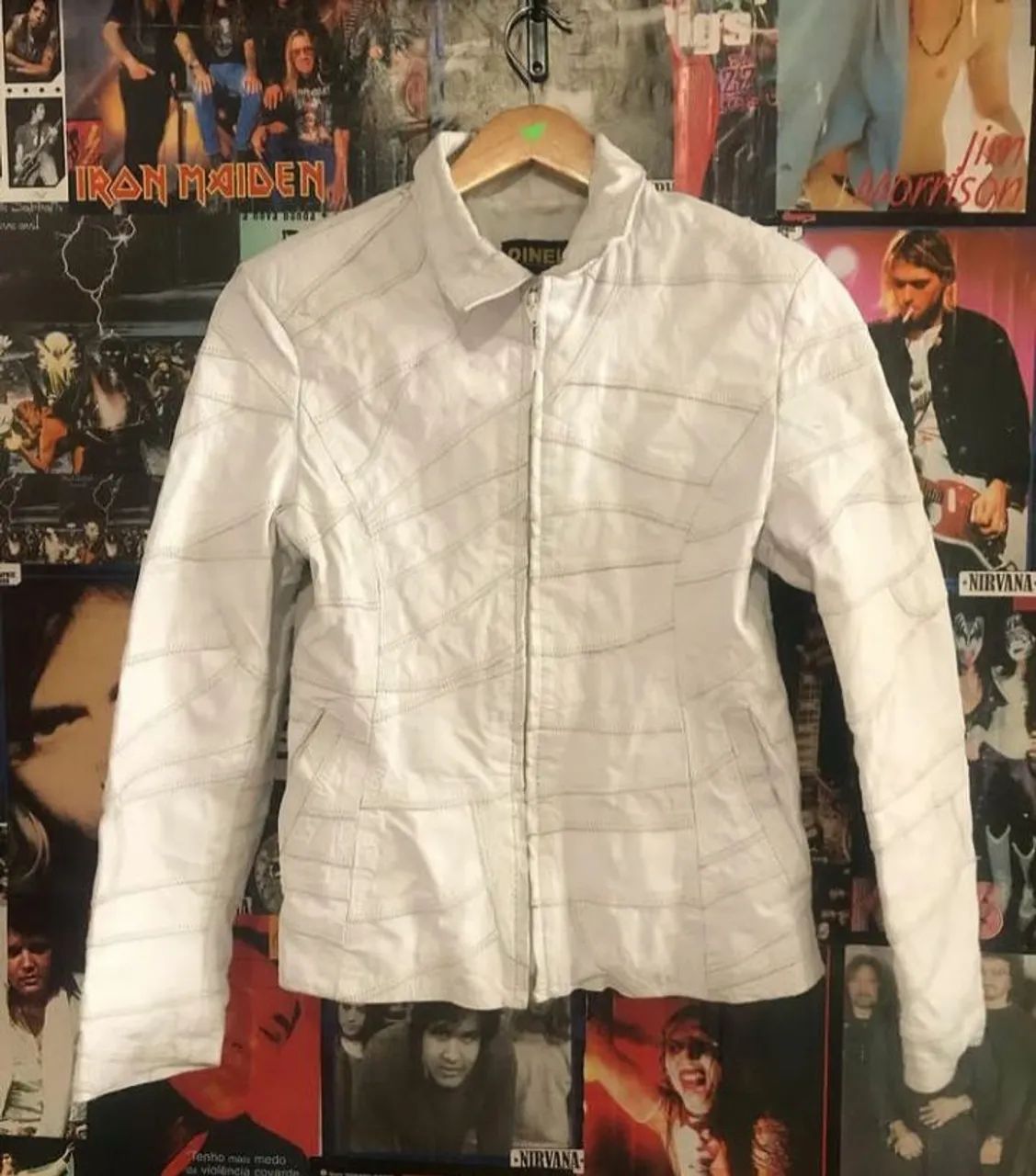 Jaqueta 100% couro branca  veste P 36