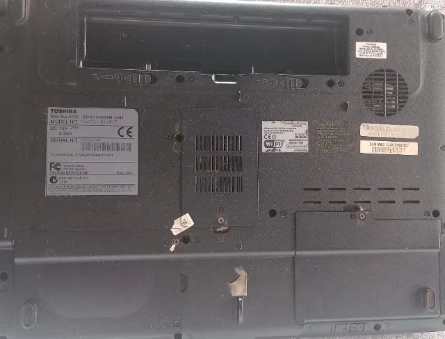 carcaça notebook toshiba satelite a215-s7414 - Foto 3