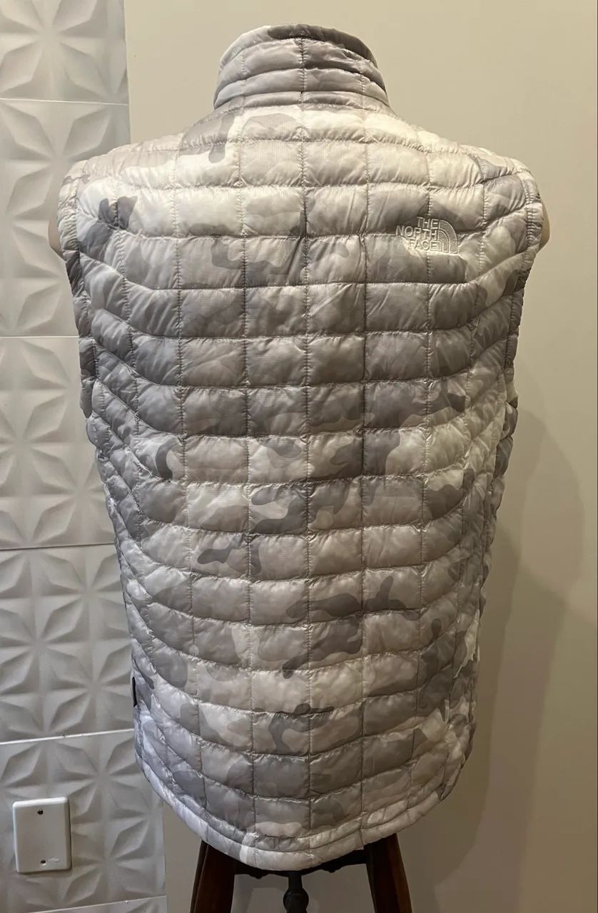 Colete The North Face camuflado  - Foto 4