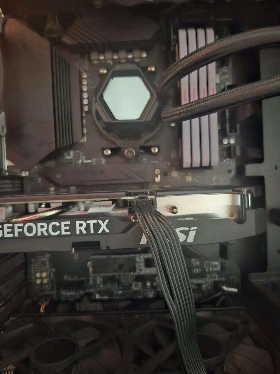 Kit ryzen 5700X3D.b550 msi gaming plus.32gb ram 