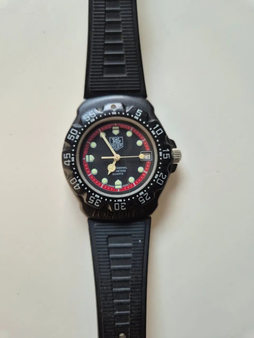 Relógio TAG HEUER Fórmula 1 (ref 383.513/1) movimento quartz e mostrador de data - Foto 5