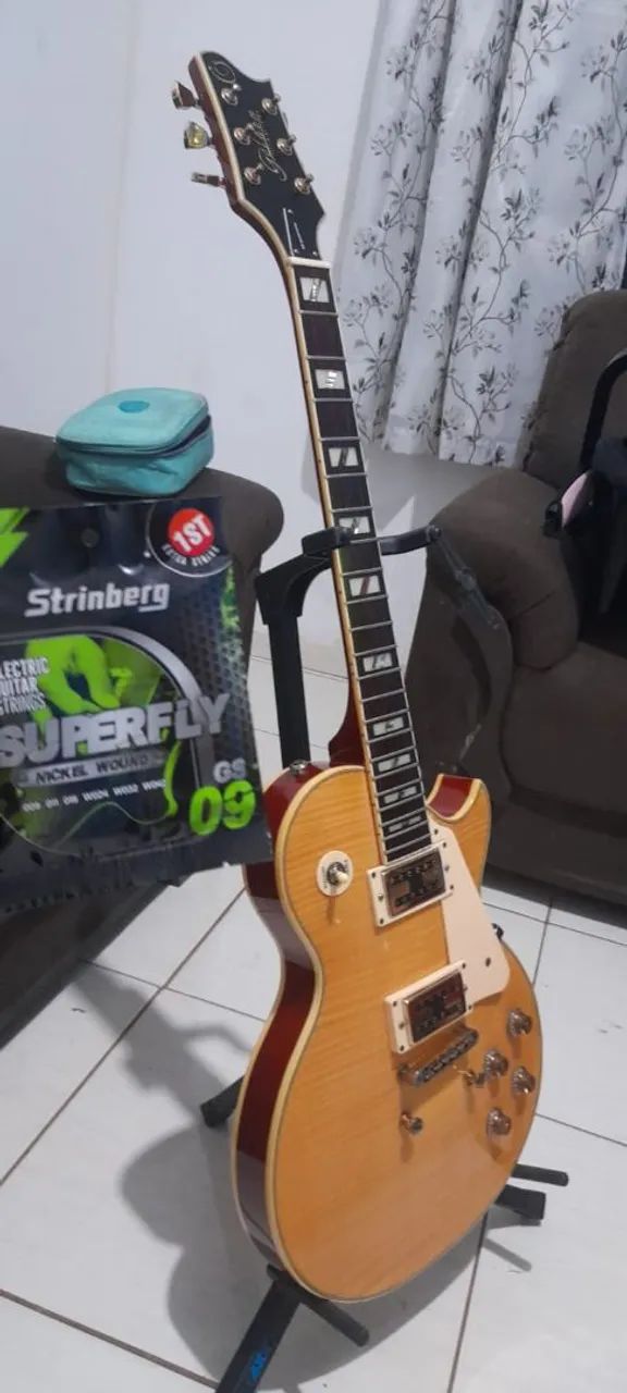 Vendo caixa amplificada e guitarra - Foto 2