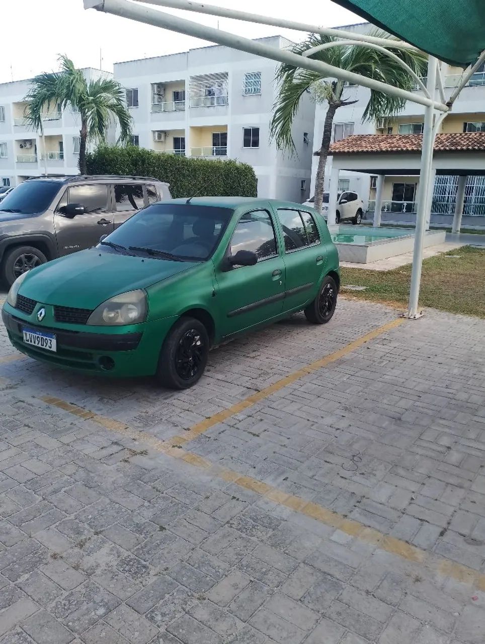 Renault Clio Authentique 1.0 8V 3P 2004 - Foto 2