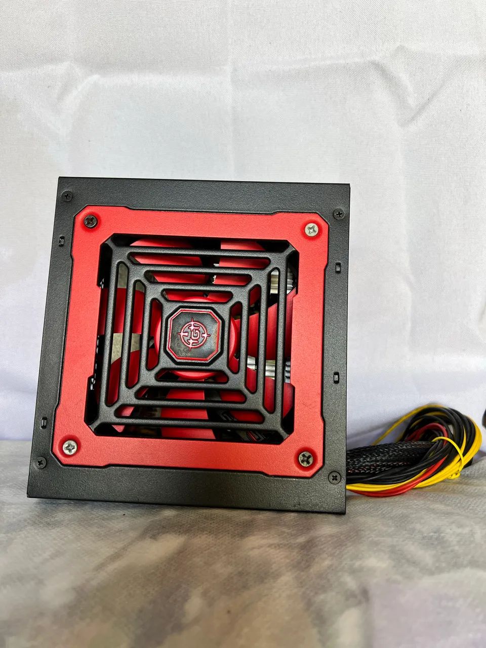 Fonte de Alimentação para PC TGT Tomahawk 500W