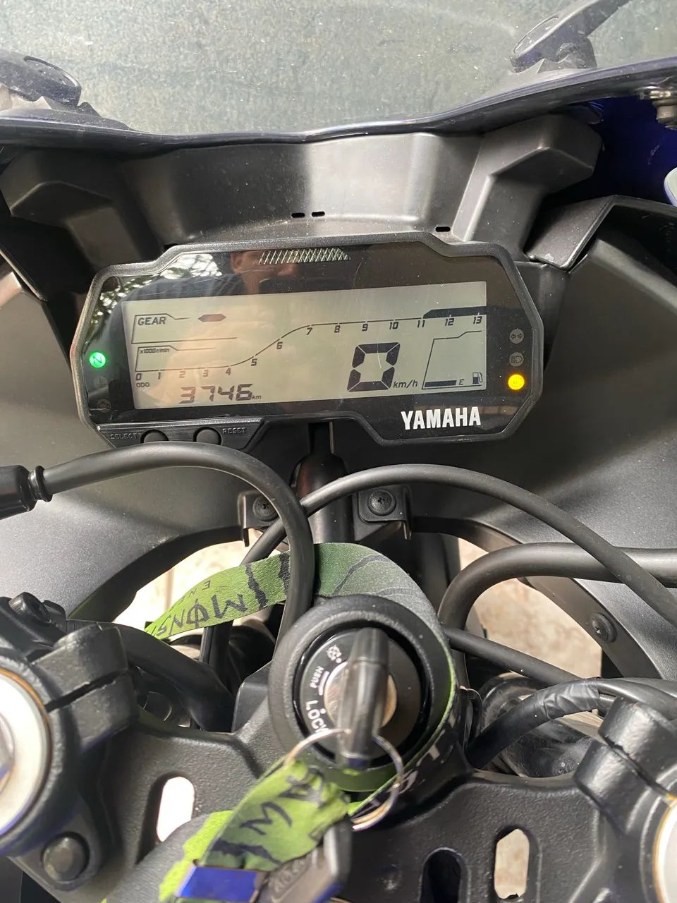 Yamaha R15  - Foto 2