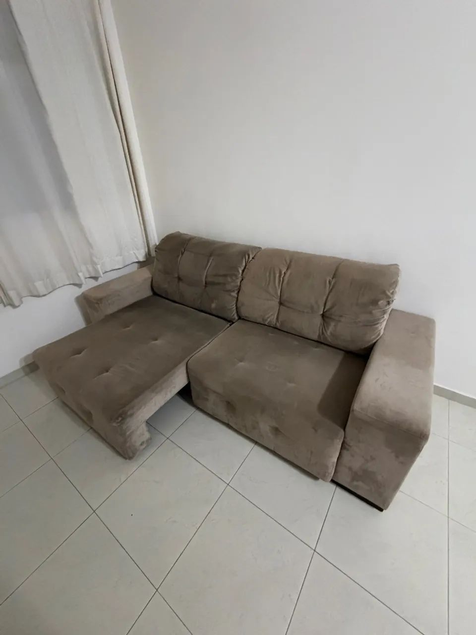 Sofá grande 2,30m bege suede  - Foto 4