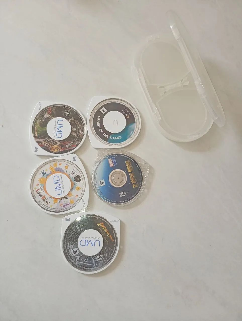 Lote Jogos PSP com estojo 