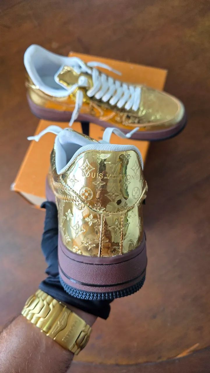 Tênis Sapato Louis Vuitton + Nike Gold  - Foto 3