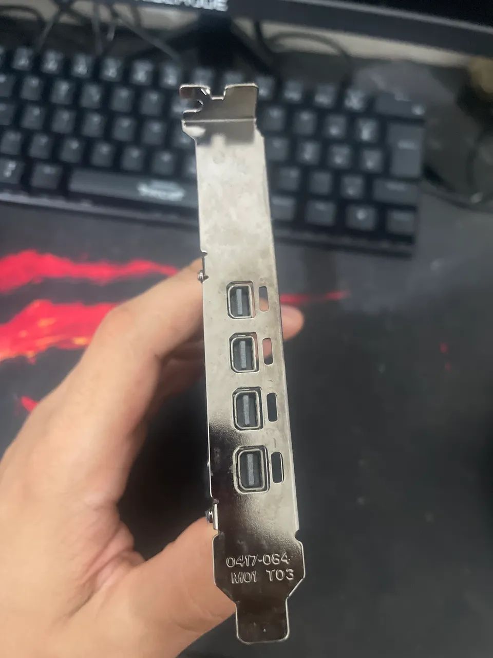 Placa de vídeo nvidia quadro p1000 top! - Foto 3
