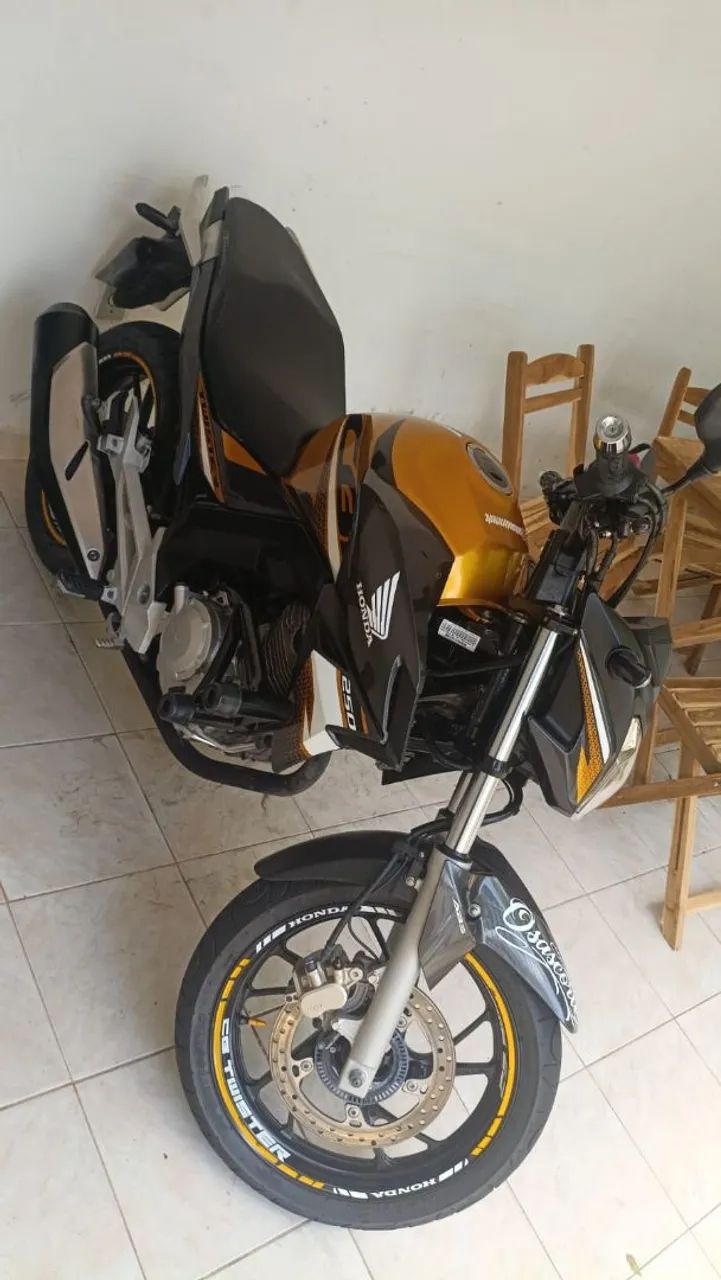 Twister 250f - Foto 3