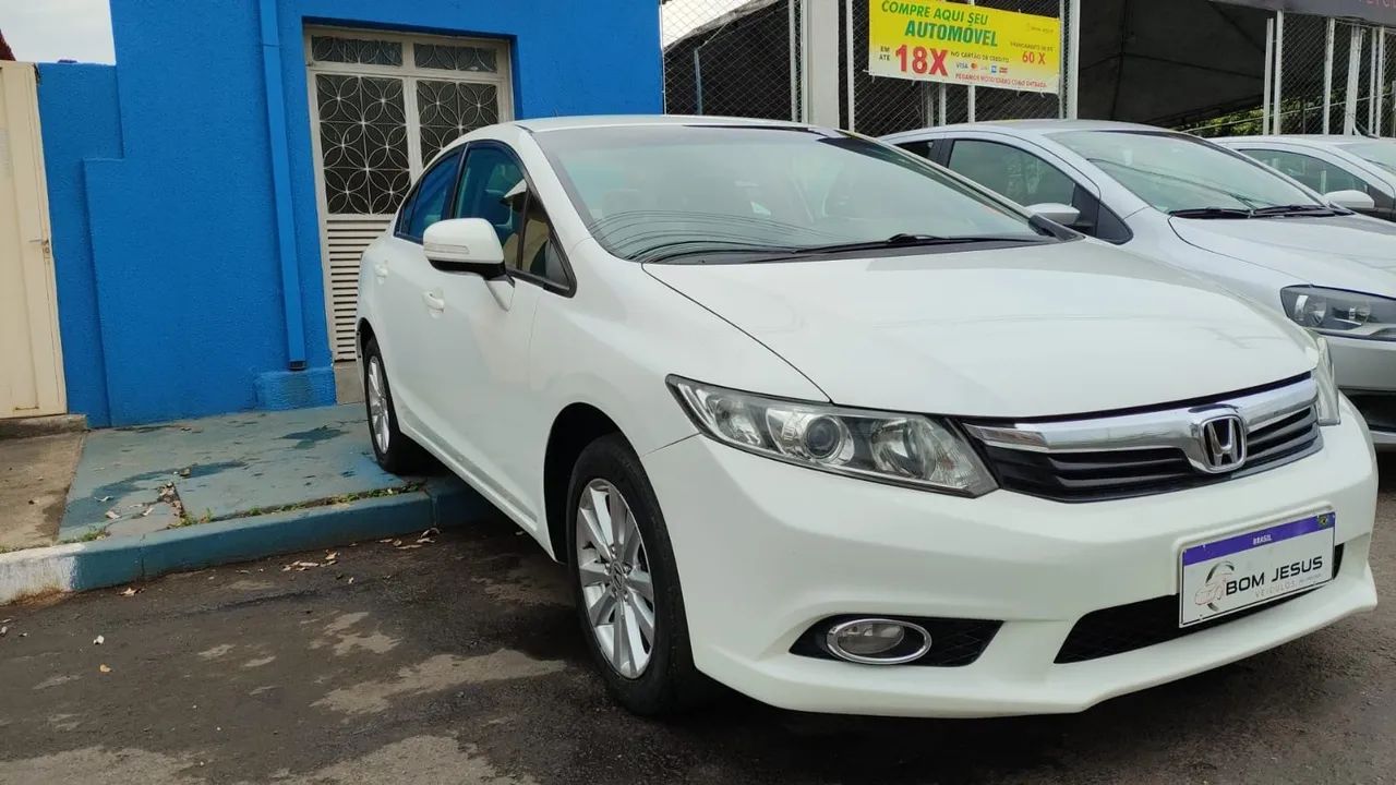 Honda Civic Civic Sedan LXR 2.0 Flexone 16V Aut. 4p 2014