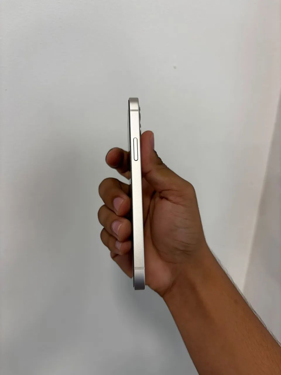 Vendo iPhone 12 branco 64gb.  - Foto 4