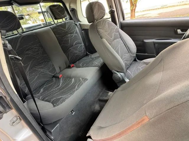 Fiat Strada Working Celeb.1.4 Fire Flex 8V CD 2015 - Foto 5