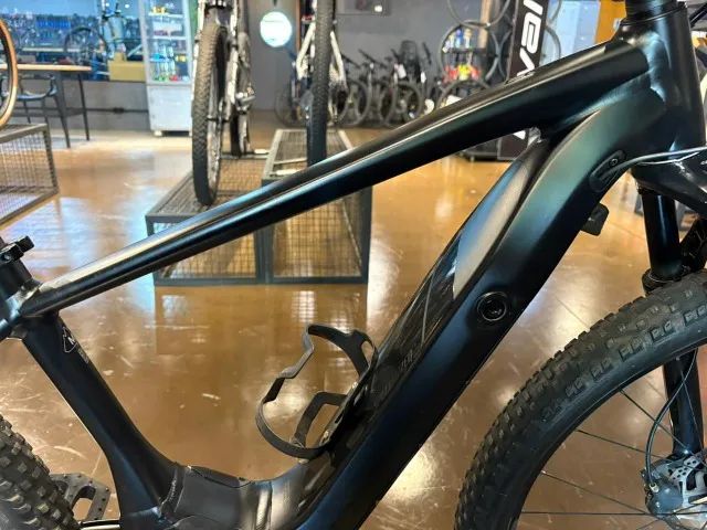 Bicicleta Seminova Specialized Levo HT  - Foto 5