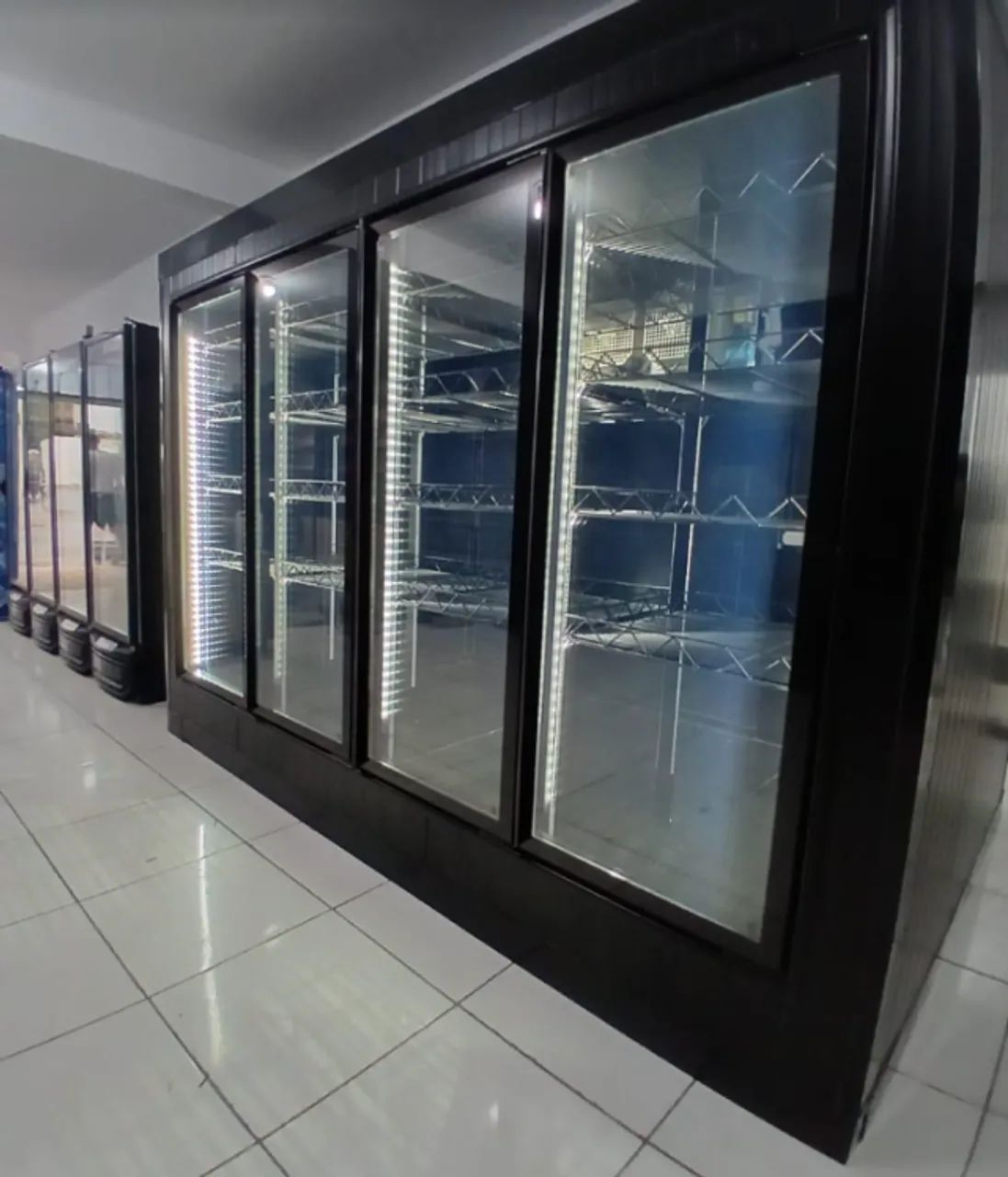 WALK-IN COOLER - PROJETO SOB MEDIDA 