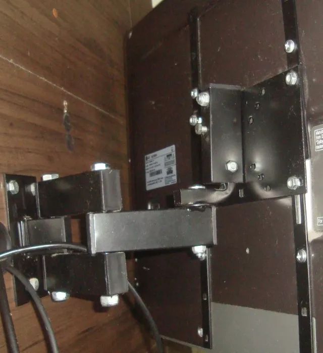 Suporte para TV Tri articulado até 65 Polegadas 