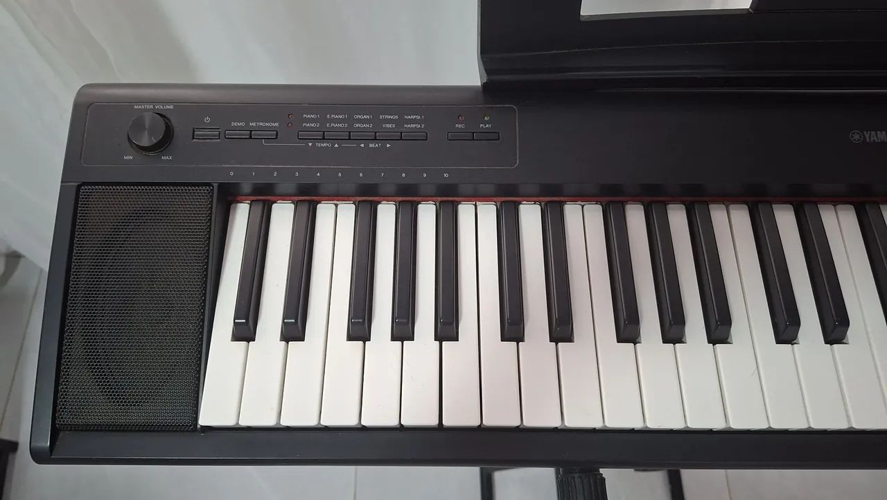 Teclado Yahama Piaggero NP-12 profissional - Instrumentos musicais