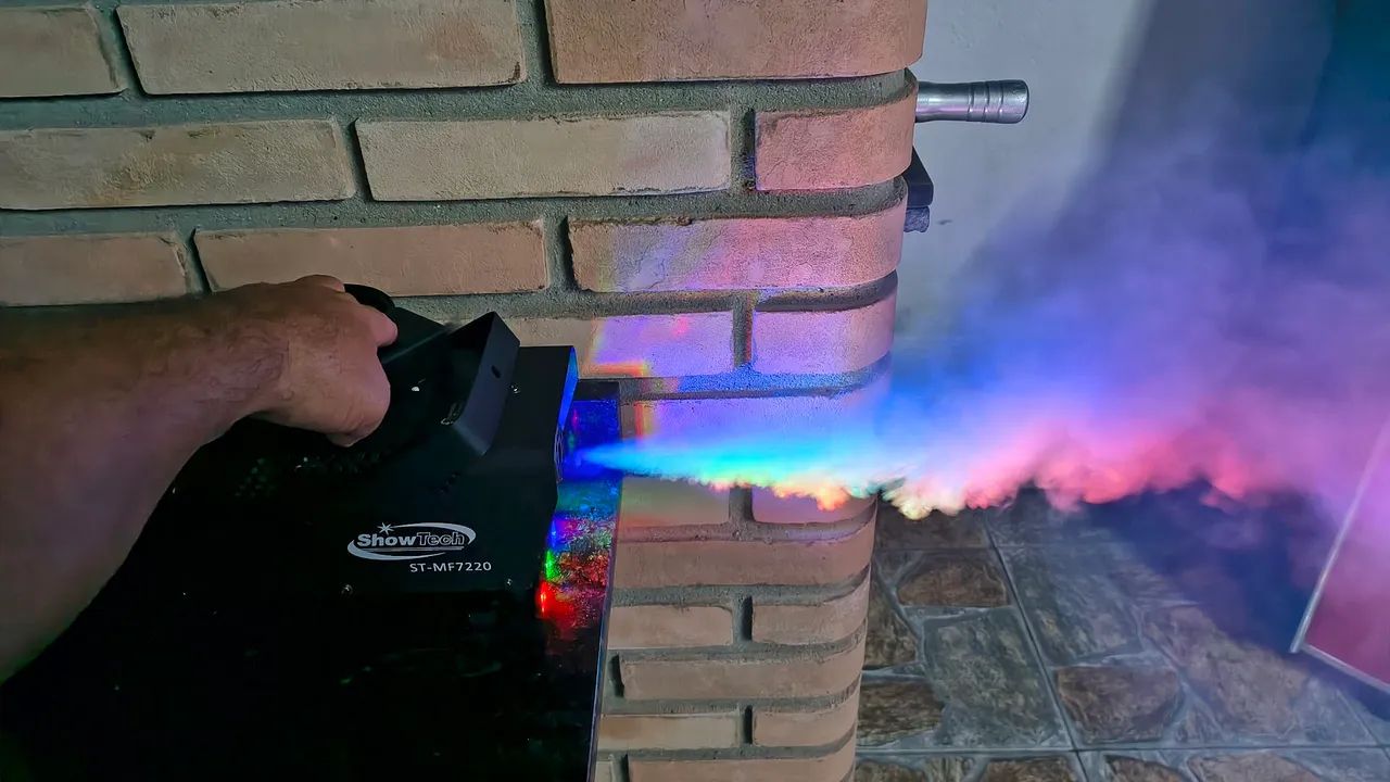 Máquina de fumaça semi nova e lâmpadas  - Foto 3