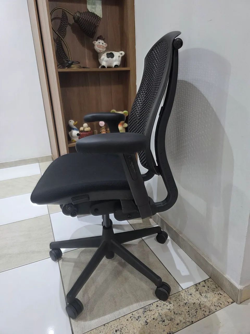 Cadeira de escritório Herman Miller  - Foto 4