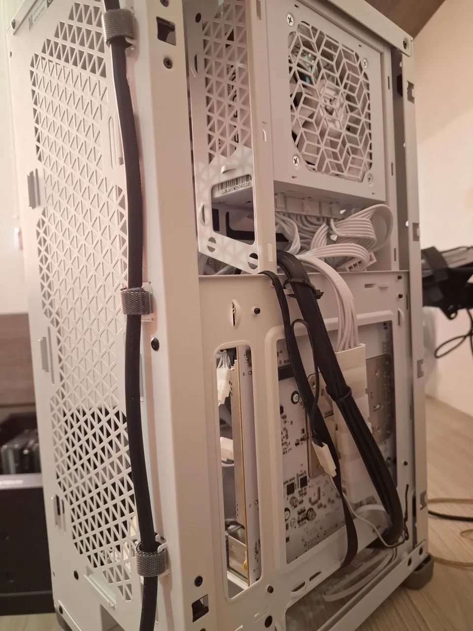 Desktop ITX ARGB branco completo - Foto 5