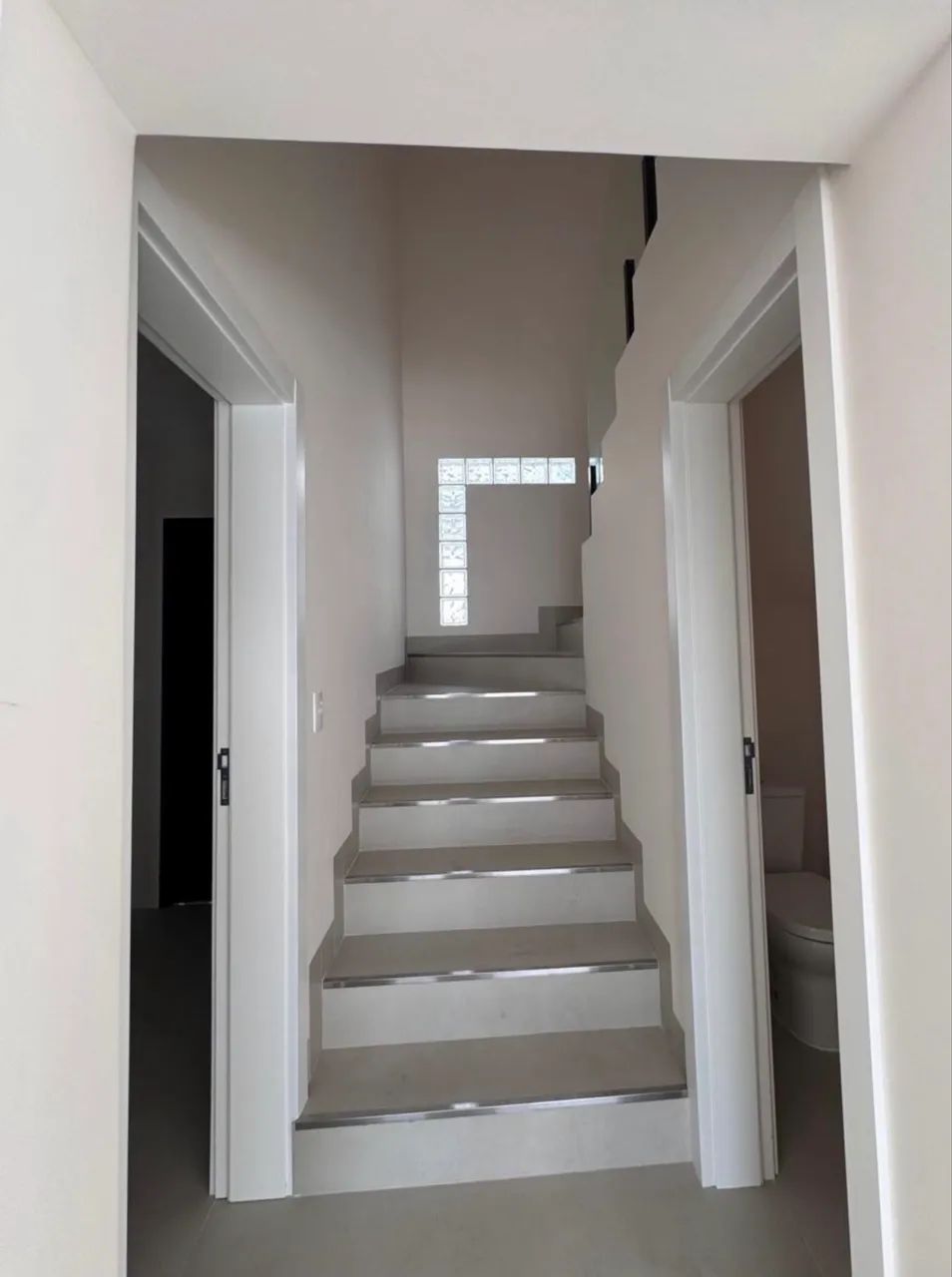 Casa com Alto padrão  com ótima posição solar - Foto 5
