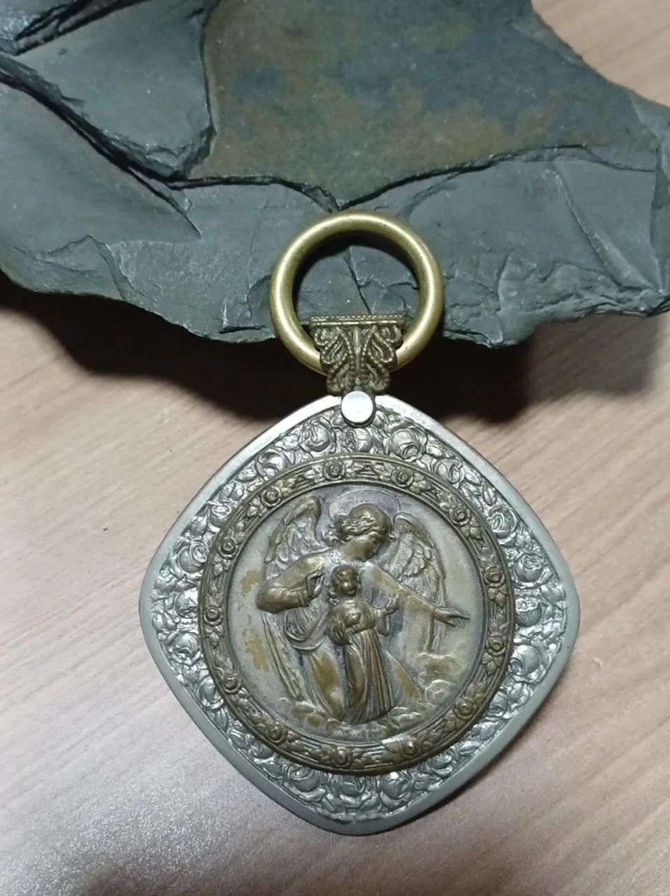 Medalha para berço "Anjo da Guarda"