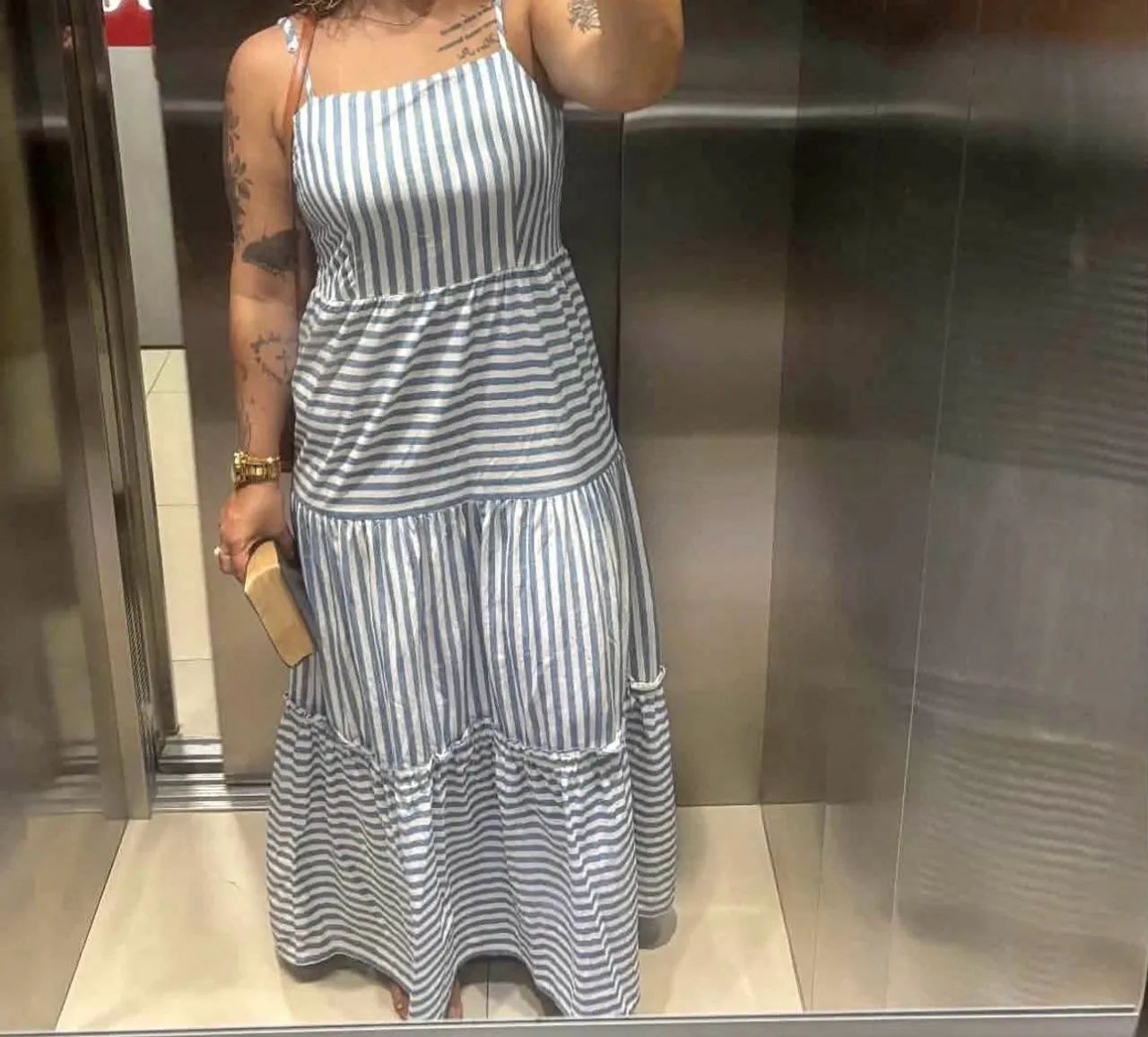 Vestido terceira via 