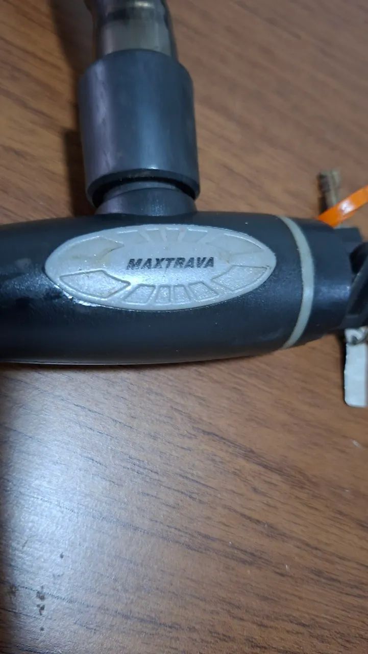Cadeado articulado maxtravas usado - Foto 2