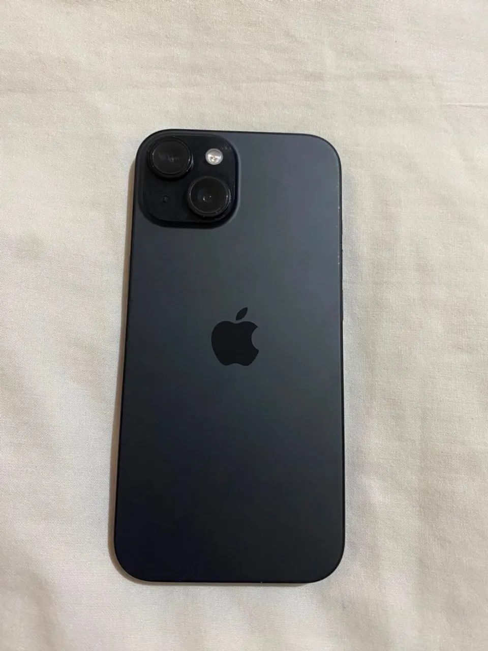 iPhone 15 black 128GB