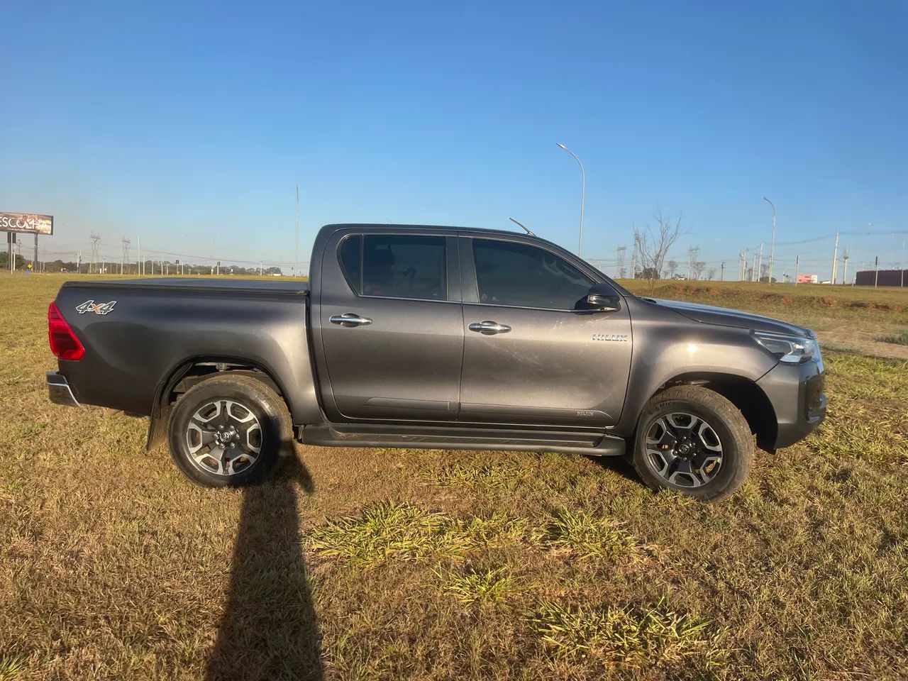 Toyota Hilux Hilux CD SRX 4x4 2.8 TDI 16V Diesel Aut. 2023
