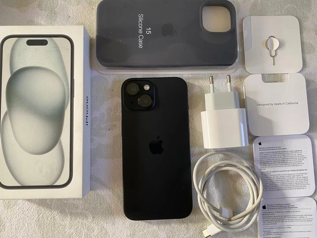Apple iPhone 15 256GB 本体+箱 Caixa ) Apple Iphone 15 Pro Max (256 Gb) - Titânio Natural